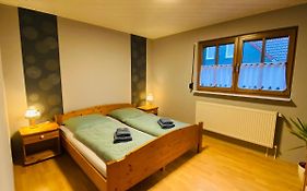 Ferienwohnung An den Erlewiesen, 3SZ, 85qm, Kamin